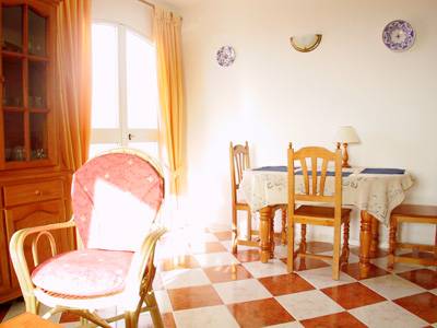 Wohnzimmer - Essbereich im Zustand 2001 Wohnzimmer-Essbereich Capuchinos 105 vorher - 2001