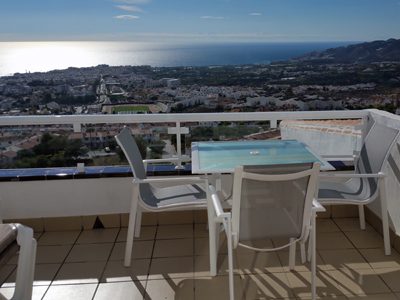 Zustand der selben Terrasse aktuell Terrasse neu